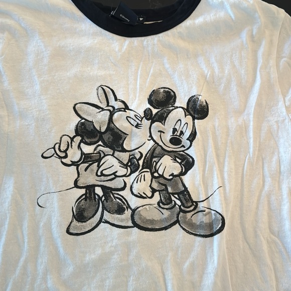 Zara women’s Minnie and Mickey size medium shirt - Picture 2 of 3